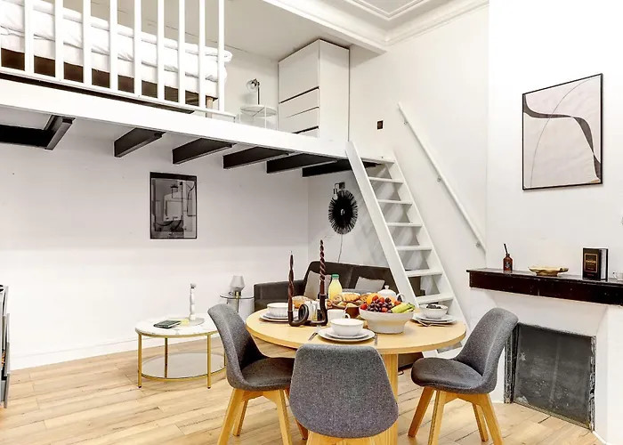 Charme Parisien Studio Cosy Pour 4 Personnes
