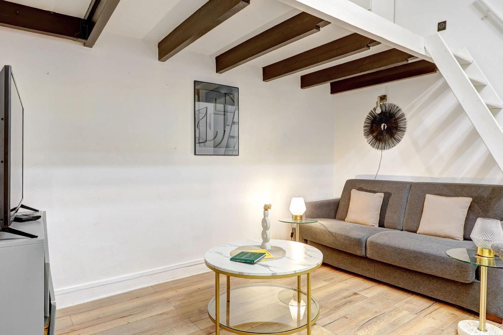 Charme Parisien Cosy Pour 4 Personnes Parijs